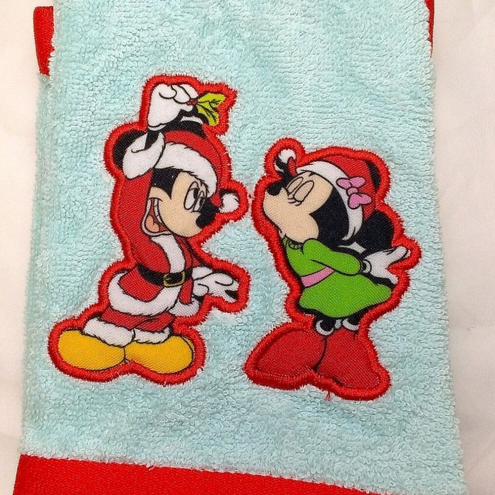 Disney Mickey & Minnie Mouse Christmas Holiday Hand Towel Light Blue Red 25 x 15